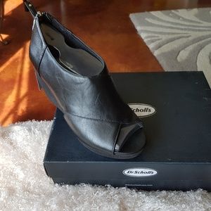 Dr. Scholl's Monarch Wedge Heel